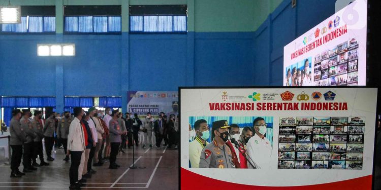 Accelerating Vaccinations at All Across Indonesia, National Police Chief Calls it an Effort to Prepare for Pandemic to Endemic