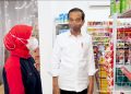 President Checks Availability of Cooking Oil in Several Locations in Yogyakarta