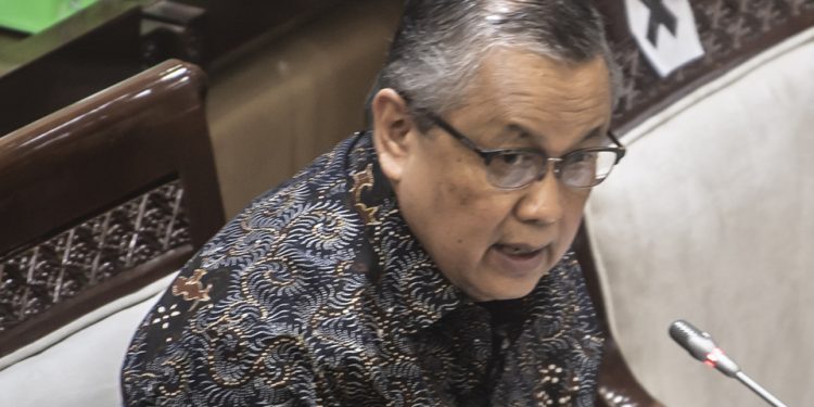 Central Bank Lifts Benchmark Rate by 50 Points