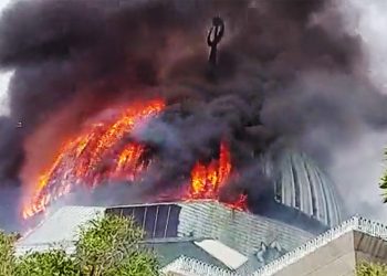 Dramatic Scene as Jakarta Mosque’s Dome Collapses in Fire