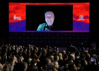 Elon Musk Wears Batik Bomba in the B20 Summit, Where did it come from?