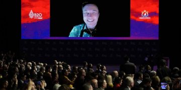 Elon Musk Wears Batik Bomba in the B20 Summit, Where did it come from?