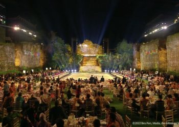The Excitement of the Gala Dinner at the G20 Summit in Bali: Enjoying Various Regional Dances