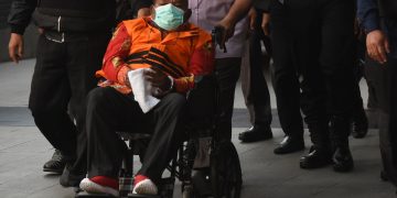 KPK Chairman Describes Lukas Enembe as “Reckless Leader”