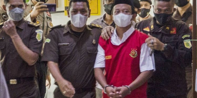 Supreme Court Upholds Death Sentence for Man Convicted of Raping 13 Students