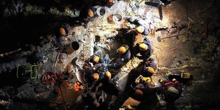 President Jokowi Expresses Condolences as Turkiye Earthquake Death Toll Passes 3,700