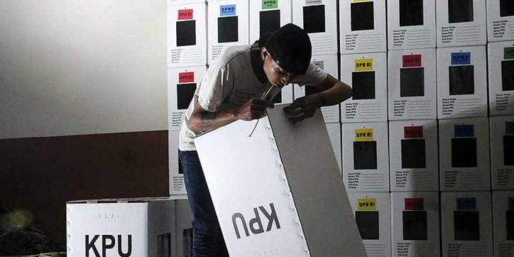 President Criticizes Court Ruling Ordering Election Delay