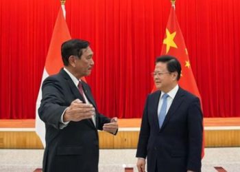 Investment Minister Spurs China’s Fiberglass Firm to Invest in Indonesia