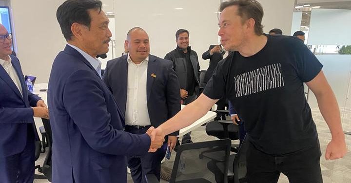 Minister Luhut to Meet Elon Musk, Discussing Tesla Investment in Indonesia