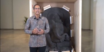 Thesis May No Longer Mandatory for College Students