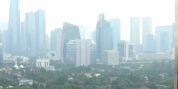Jokowi Mulls Work from Home Policy to Address Deteriorating Jakarta Air Quality