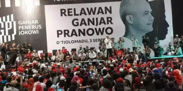 Ganjar Bids Farewell as Governor to Focus on Presidential Race