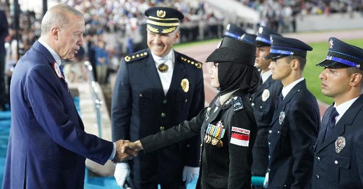 Indonesian Police Woman Becomes Police Training Best Graduate in Turkiye