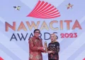 Pertamina CEO Takes Home 2023 Nawacita Award