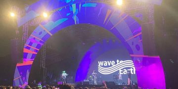 Daniel Says Thank You After the Wave to Earth Concert in Indonesia