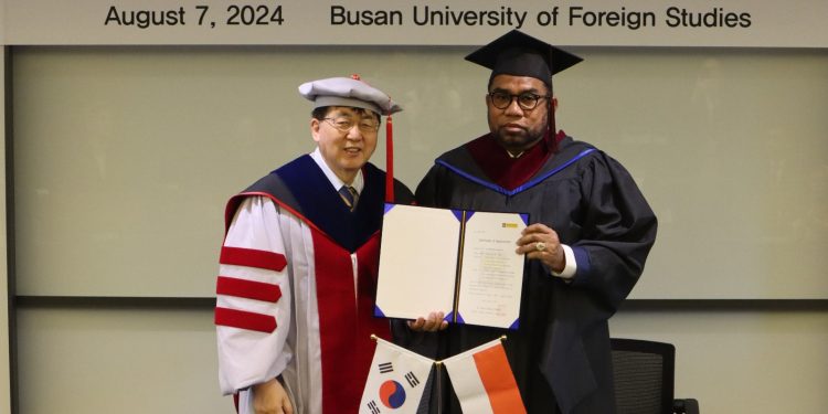 Dr. Ali Mochtar Ngabalin