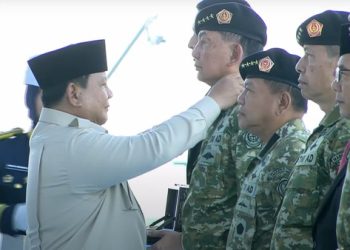 Lima Tokoh Terima Gelar Jenderal Kehormatan Bintang Empat dari Presiden Prabowo