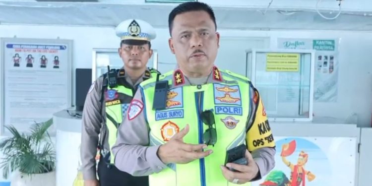 Pantau Lonjakan Arus, Korlantas Polri Aktifkan Rekayasa Lalin One Way Trans Jawa
