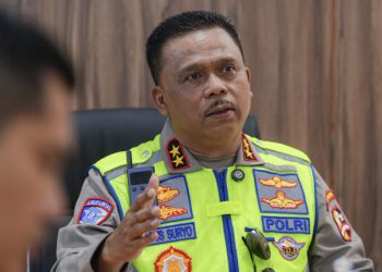 Freezing of Sirens and Strobes Receives Full Support, Traffic Police Image Viewed as More Humanistic